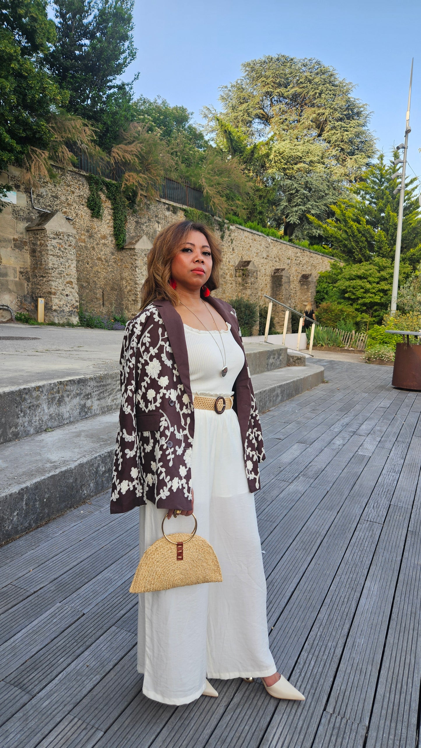 Blazer marron à broderie Celia