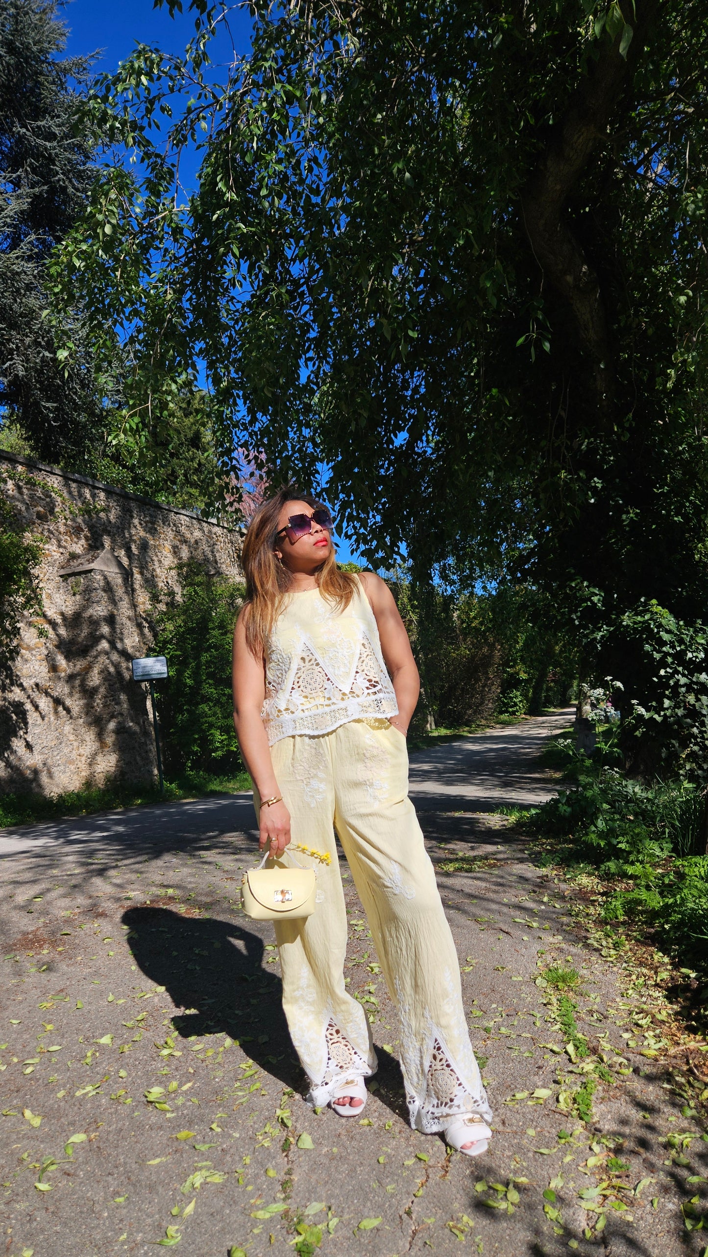 Ensemble broderie Zay.