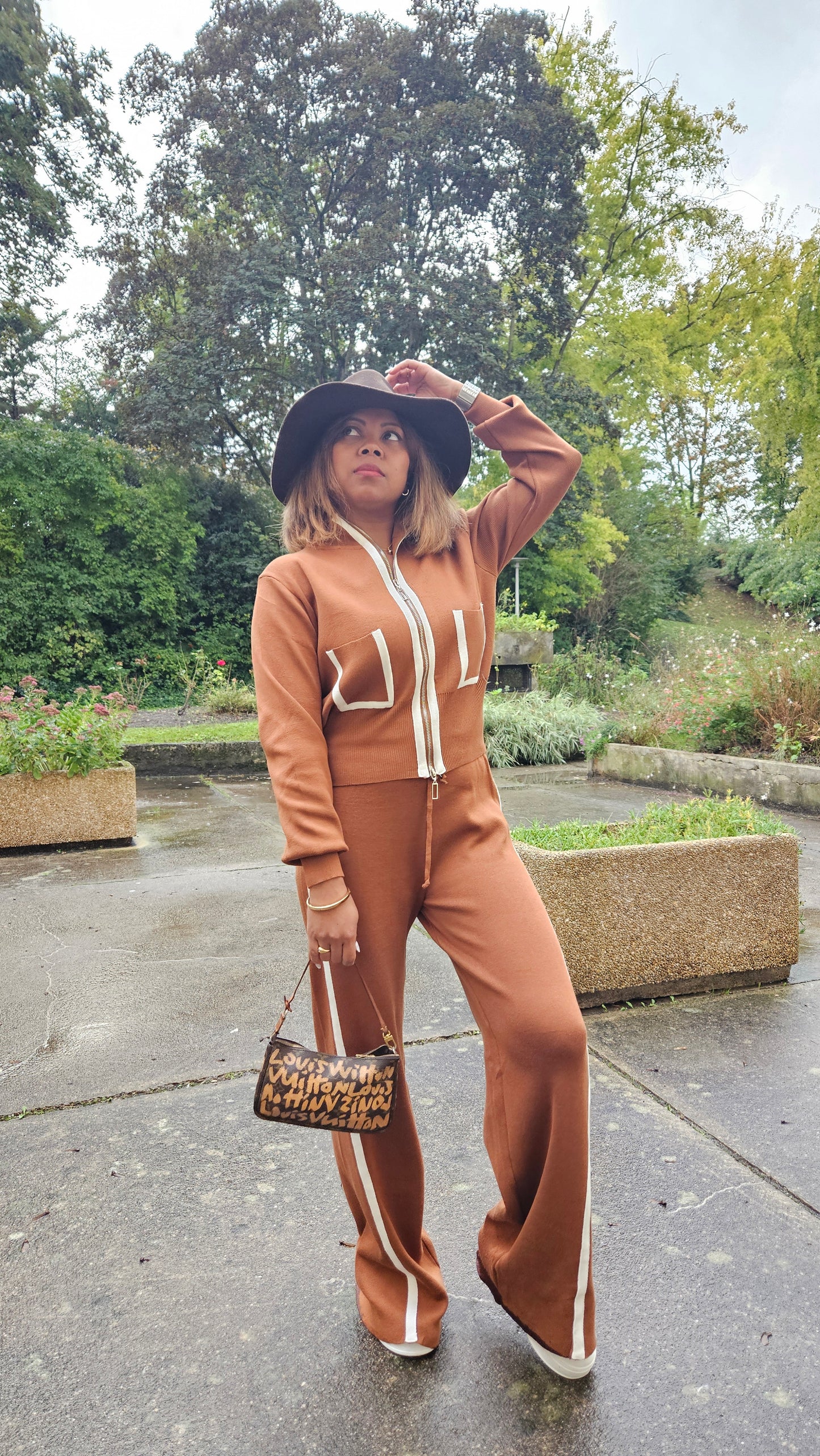 Ensemble de jogging Nancy camel